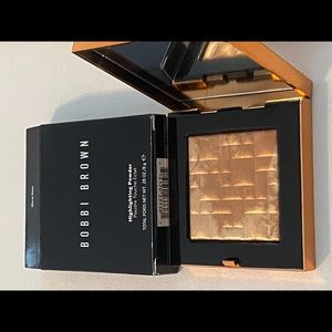 Bobbi Brown LE Warm Glow highlighter